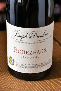 Maison Joseph Drouhin Echezeaux Grand Cru - вино Мезон Жозеф Друэн Эшезо Гран Крю 0.75 л красное сухое
