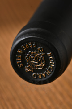 Bouchard Pere Fils Clos Vougeot Grand Cru - вино Бушар Пэр э Фис Кло Вужо Гран Крю 0.75 л красное сухое
