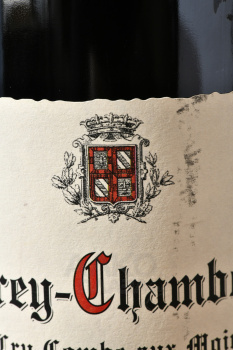 Gevrey-Chambertin 1er Cru Combe aux Moines Vieille - вино Жевре-Шамбертен Премье Крю Комб о Муан Вьей 0.75 л красное сухое
