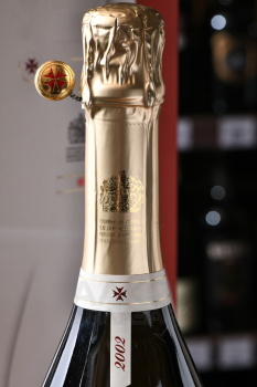 Champagne Lanson Noble Cuvee de Lanson Brut - шампанское Шампань Лансон Нобль Кюве де Лансон Брют 0.75 л белое брют в п/у
