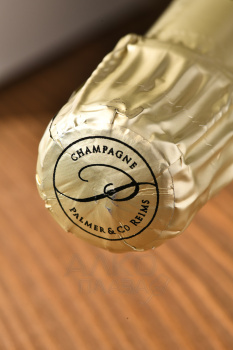 Champagne Palmer & Co Brut Reserve - шампанское Шампань Пальмер энд Ко Брют Резерв 1.5 л белое брют в п/у