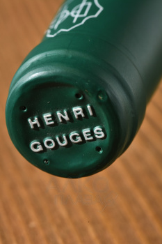 Nuits Saint George Premier Cru les Saint George - вино Нюи Сен Жорж Премье Крю ле Сен Жорж 0.75 л красное сухое