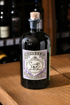 Gin Monkey 47 Schwarzwald Dry - джин Манки 47 Шварцвальд Драй 0.5 л