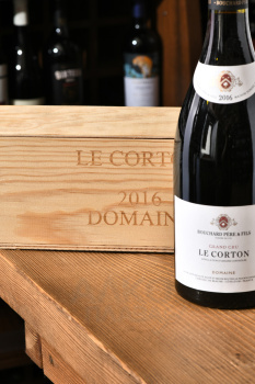 Corton Grand Cru - вино Кортон Гран Крю 0.75 л в п/у красное сухое