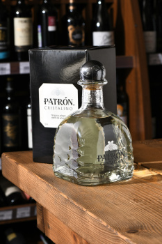 Patron Cristalino Anejo - текила Патрон Кристалино Аньехо 0.75 л в п/у