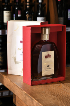 Hine Antique XO - коньяк Хайн Антик ХО 0.7 л