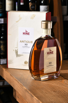Hine Antique XO - коньяк Хайн Антик ХО 0.7 л