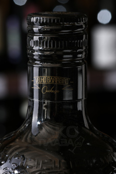 Velho Barreiro Gold 5 years - кашаса Вельё Баррейро Голд 5 лет 1 л