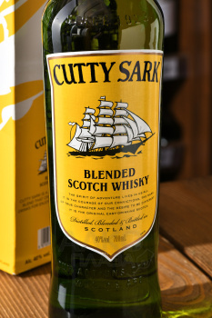 Cutty Sark Blended - виски Катти Сарк Блендед 0.7 л