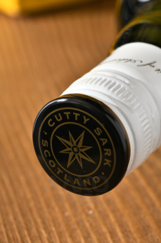 Cutty Sark Blended - виски Катти Сарк Блендед 0.7 л