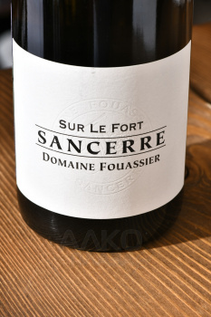 Domaine Fouassier Sur le Fort Sancerre AOC - вино Сюр ле Фор 0.75 л белое сухое