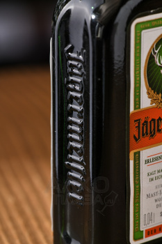 Jagermeister - ликер Ягермайстер 0.04 л