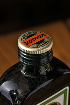Jagermeister - ликер Ягермайстер 0.1 л