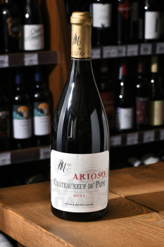Clos Saouma Chateauneuf-du-Pape AOC Arioso - вино Кло Саума Шатонеф-дю-Пап АОС Арьозо 2011 год 0.75 л красное сухое