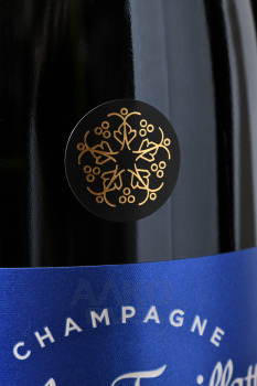 Nicolas Feuillatte Brut Selection AOC - шампанское Николя Фейатт Брют Селексьон АОС 0.75 л белое брют