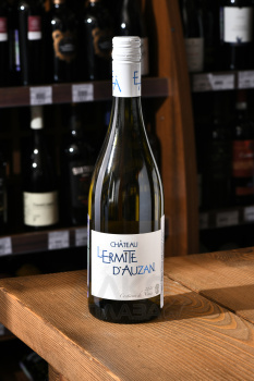 Chateau l’Ermitage Auzan Blanc Costieres de Nimes AOP - вино Шато Л’Ермитаж Озан Блан AOП Костьер де Ним 0.75 л белое сухое