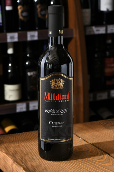 Mildiani Saperavi - вино Милдиани Саперави 0.75 л красное сухое