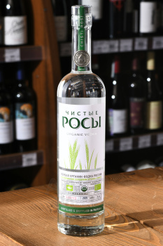 Водка Чистые Росы 0.5 л
