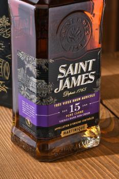 Saint James Rhum Agricole Tres Vieux 15 Years Martinique AOC - ром Сент Джеймс Агриколь Тре Вьё 15-летний Мартиника АОС 0.7 л в п/у
