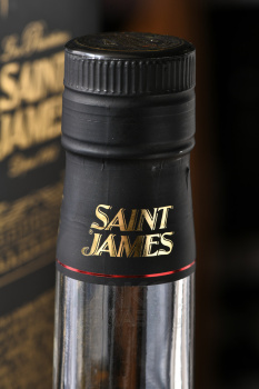 Saint James Rhum Agricole Tres Vieux 15 Years Martinique AOC - ром Сент Джеймс Агриколь Тре Вьё 15-летний Мартиника АОС 0.7 л в п/у