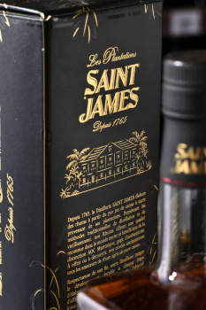 Saint James Rhum Agricole Tres Vieux 15 Years Martinique AOC - ром Сент Джеймс Агриколь Тре Вьё 15-летний Мартиника АОС 0.7 л в п/у