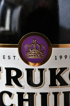 Fruko Schulz Creme de Cassis - ликёр десертный Фруко Шульц Крем де Кассис 0.35 л