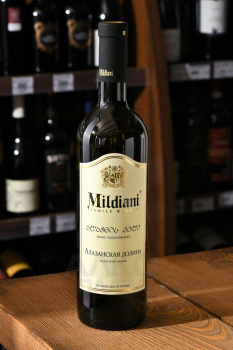 Mildiani Alazani Valley White Semi Sweet - вино Милдиани Алазанская Долина 0.75 л белое полусладкое