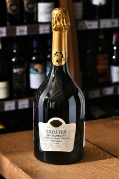 Taittinger Comtes de Champagne Blanc de Blancs Brut 2007 - шампанское Тэтэнже Комт де Шампань Гран Крю Блан де Блан Брют 2007 0.75 л
