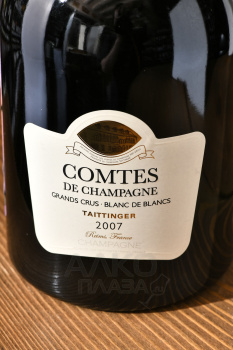 Taittinger Comtes de Champagne Blanc de Blancs Brut 2007 - шампанское Тэтэнже Комт де Шампань Гран Крю Блан де Блан Брют 2007 0.75 л