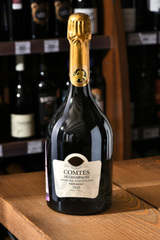 Taittinger Comtes de Champagne Blanc de Blancs Brut 2008 Gift Box - шампанское Тэтенжэ Комт де Шампань Гран Крю Блан де Блан 2008 г 0.75 л в п/у