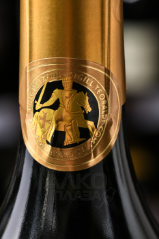 Taittinger Comtes de Champagne Blanc de Blancs Brut 2008 - шампанское Тэтенжэ Комт де Шампань Гран Крю Блан де Блан Брют 2008 0.75 л