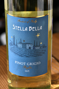 Stella Bella Pinot Grigio - вино Стелла Белла Пино Гриджио 0.75 л белое сухое
