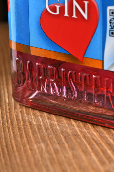 Love Is Barrister Gin - джин Лав Из Барристер 0.7 л
