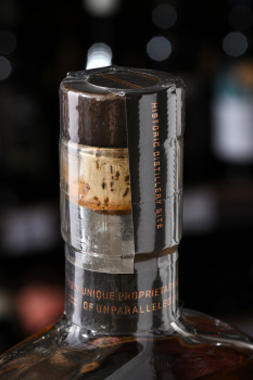Woodford Reserve - виски Бурбон Вудфорд Резерв 0.7 л