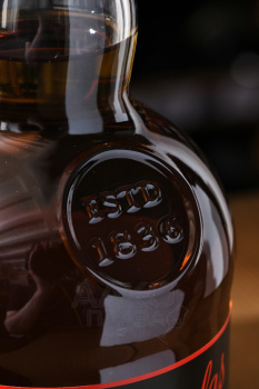 Glenfarclas 105 - виски Гленфарклас 105 0.7 л