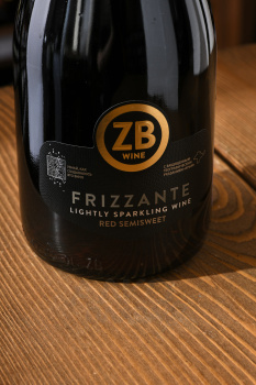 Sparkling wine ZB wine Frizzante - игристое вино жемчужное ЗБ вайн Фриззанте Крым 0.75 л