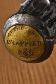 Drappier Brut Nature Zero Dosage Sans Soufre Champagne AOP - шампанское Брют Натюр Зеро Дозаж Драпье 0.75 л
