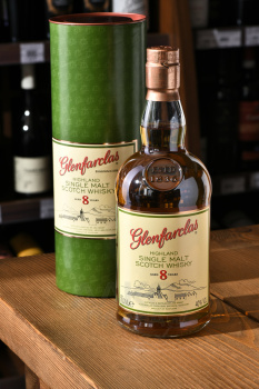 Glenfarclas 8 years - виски Гленфарклас 8 лет 0.7 л в тубе