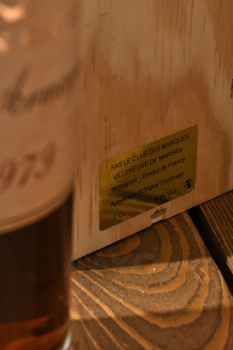 Jean Cave Vieil Armagnac - арманьяк Жан Каве Вьей 1979 год 0.7 л в д/у