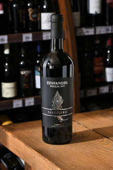 Pavo Nero Zinfandel Puglia - вино ПавоНеро Зинфандель Пулия 0.75 л красное полусухое