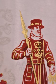 Gin Beefeater London Pink - джин Бифитер Лондон Пинк со вкусом клубники 0.7 л