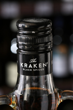 Kraken Black Spiced - ром Кракен Пряный Черный 0.7 л