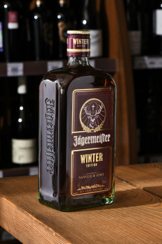 Jagermeister Winter - ликер Ягермайстер Винтер 0.7 л