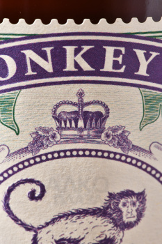 Monkey 47 Barrel Cut Schwarzwald Dry Gin - джин Манки 47 Баррел Кат Шварцвальд Драй 0.5 л в п/у
