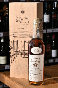 Chateau de Montifaud 50 ans - коньяк Шато де Монтифо 50 лет 0.7 л
