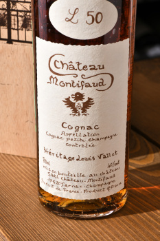 Chateau de Montifaud 50 ans - коньяк Шато де Монтифо 50 лет 0.7 л