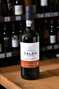 Calem Fine Tawny - портвейн Калем Файн Тони 0.75 л