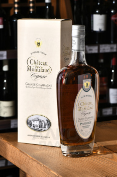 Chateau de Montifaud Prestige gift box - коньяк Шато де Монтифо Престиж 0.7 л в п/у