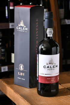 Porto Calem LBV Gift Box - портвейн Калем ЛБВ 0.75 л в п/у