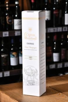 Chateau de Montifaud VS Fine Petite Champagne in tube - коньяк Шато де Монтифо ВС Файн Пти Шампань 0.5 л в тубе